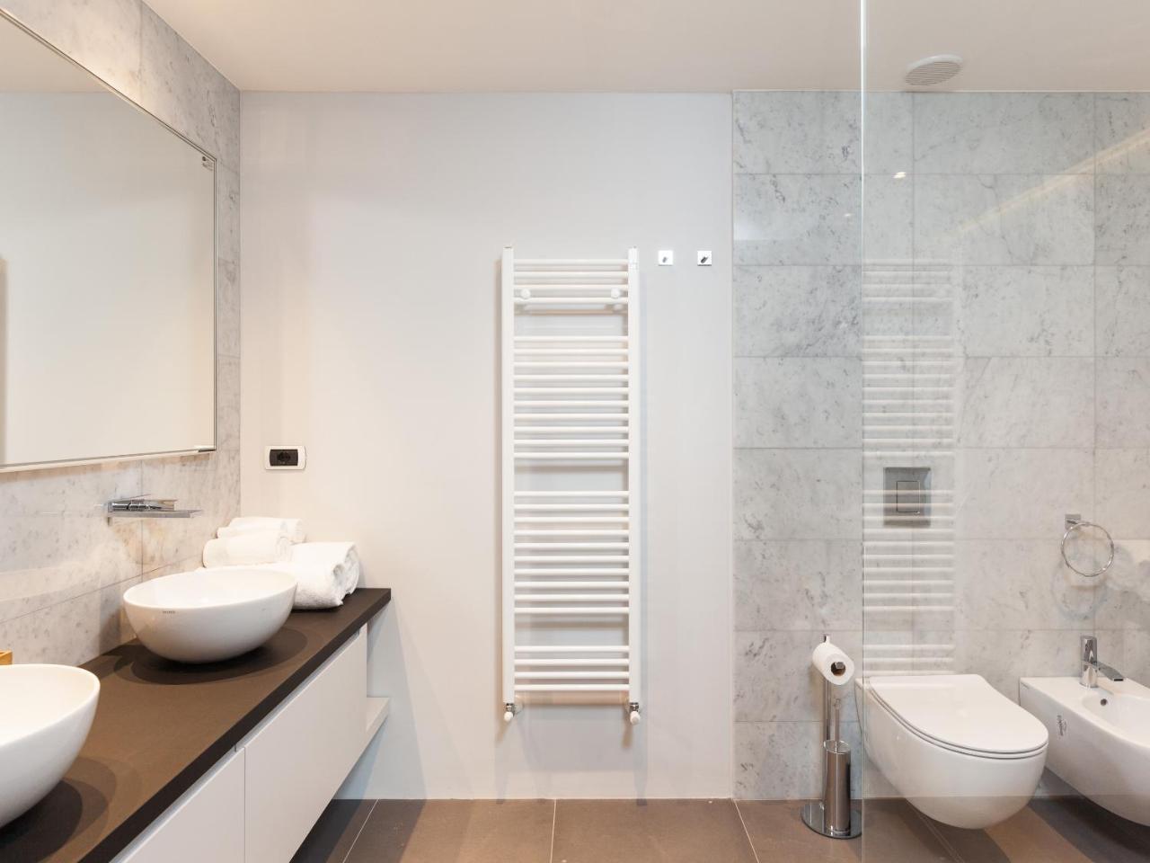 Easyhomes-Duomo Suites & Apartments Milano Exterior foto