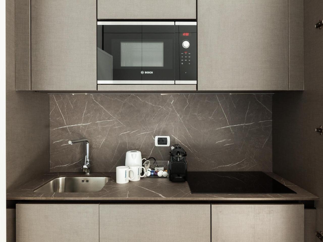 Easyhomes-Duomo Suites & Apartments Milano Exterior foto