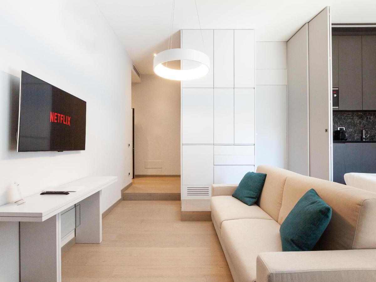 Easyhomes-Duomo Suites & Apartments Milano Exterior foto